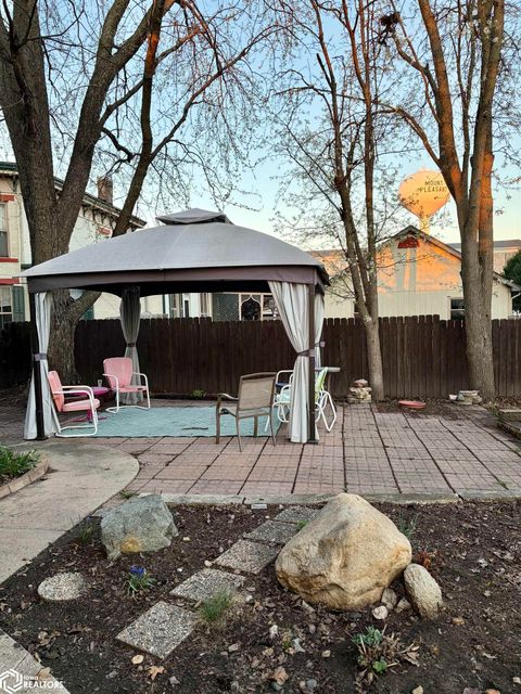 Tiny photo for 402 W Monroe Street, Mount Pleasant, IA 52641 (MLS # 6337099)