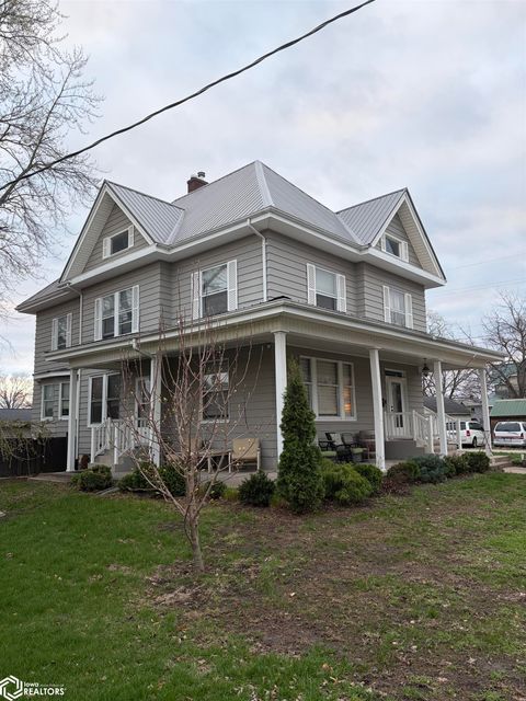 Tiny photo for 402 W Monroe Street, Mount Pleasant, IA 52641 (MLS # 6337099)
