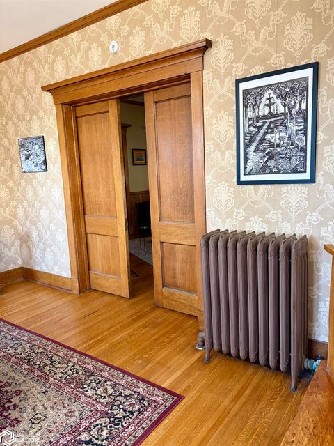 Tiny photo for 402 W Monroe Street, Mount Pleasant, IA 52641 (MLS # 6337099)