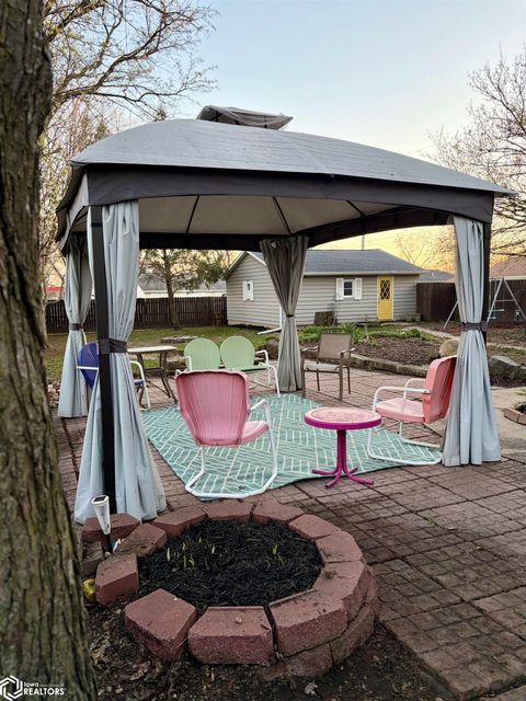 Tiny photo for 402 W Monroe Street, Mount Pleasant, IA 52641 (MLS # 6337099)