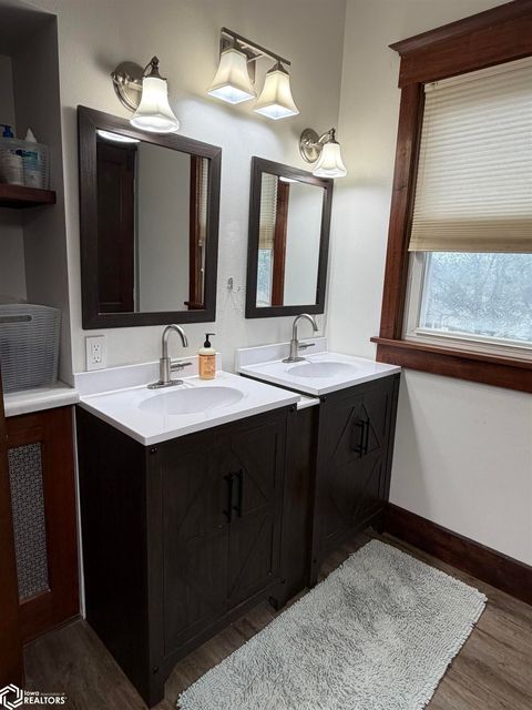 Tiny photo for 402 W Monroe Street, Mount Pleasant, IA 52641 (MLS # 6337099)