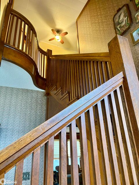 Tiny photo for 402 W Monroe Street, Mount Pleasant, IA 52641 (MLS # 6337099)