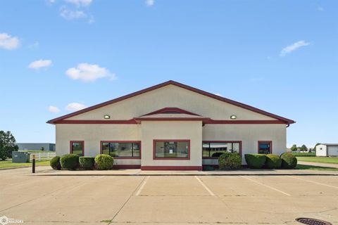 3615 Flint Ridge Drive Burlington IA 52601