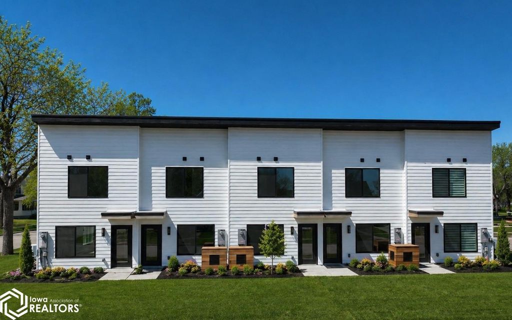 Photo of 324 S 11th St, Sac City, IA 50583 (MLS # 6337652)