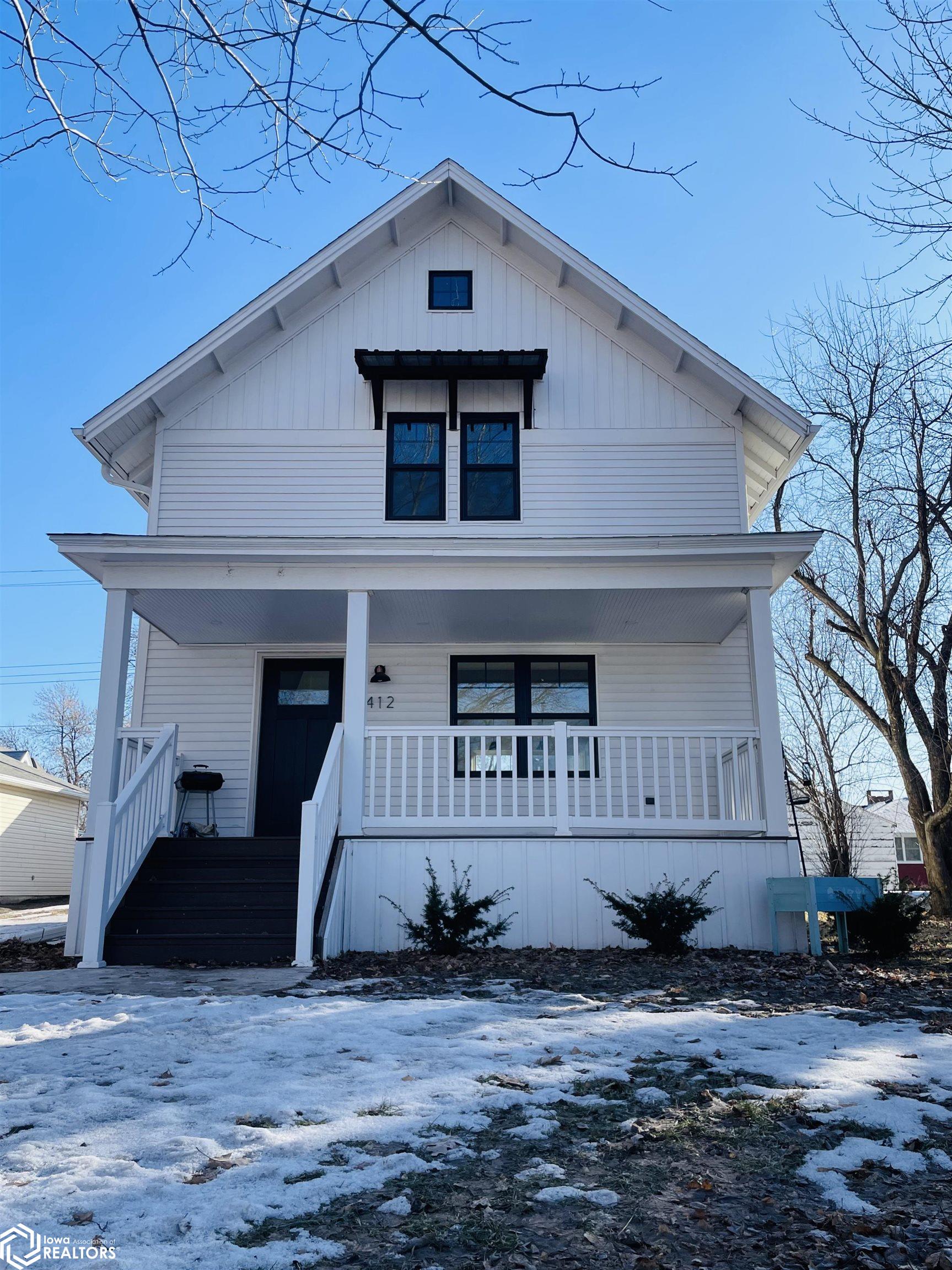 412 3Rd Street NW - Photo 3
