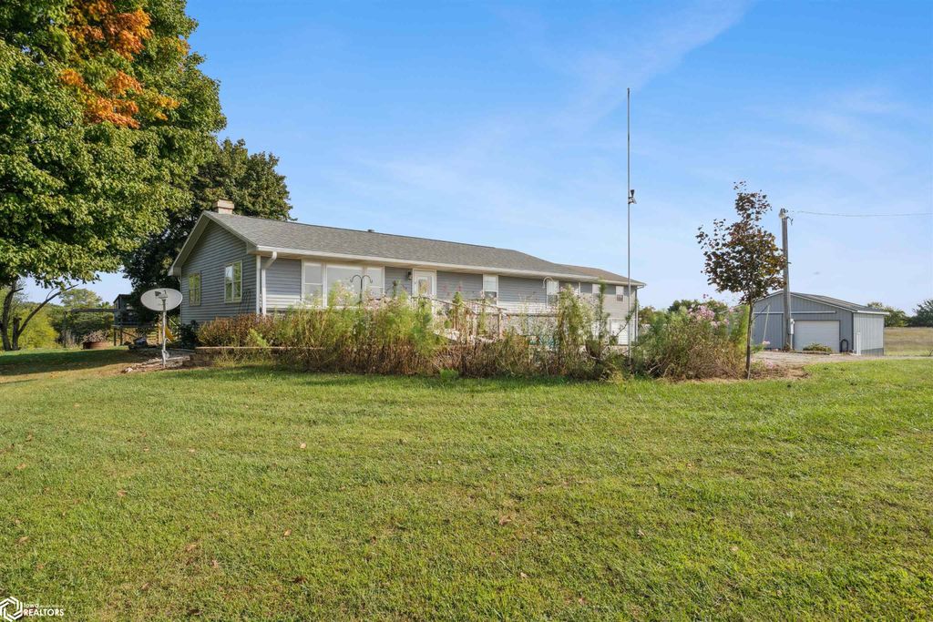 Photo of 2781 260th St. St, New London, IA 52645 (MLS # 6332128)