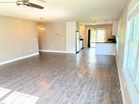 Tiny photo for 614 N Lincoln #101, Mount Pleasant, IA 52641 (MLS # 6337142)