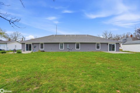 Tiny photo for 614 N Lincoln #101, Mount Pleasant, IA 52641 (MLS # 6337142)