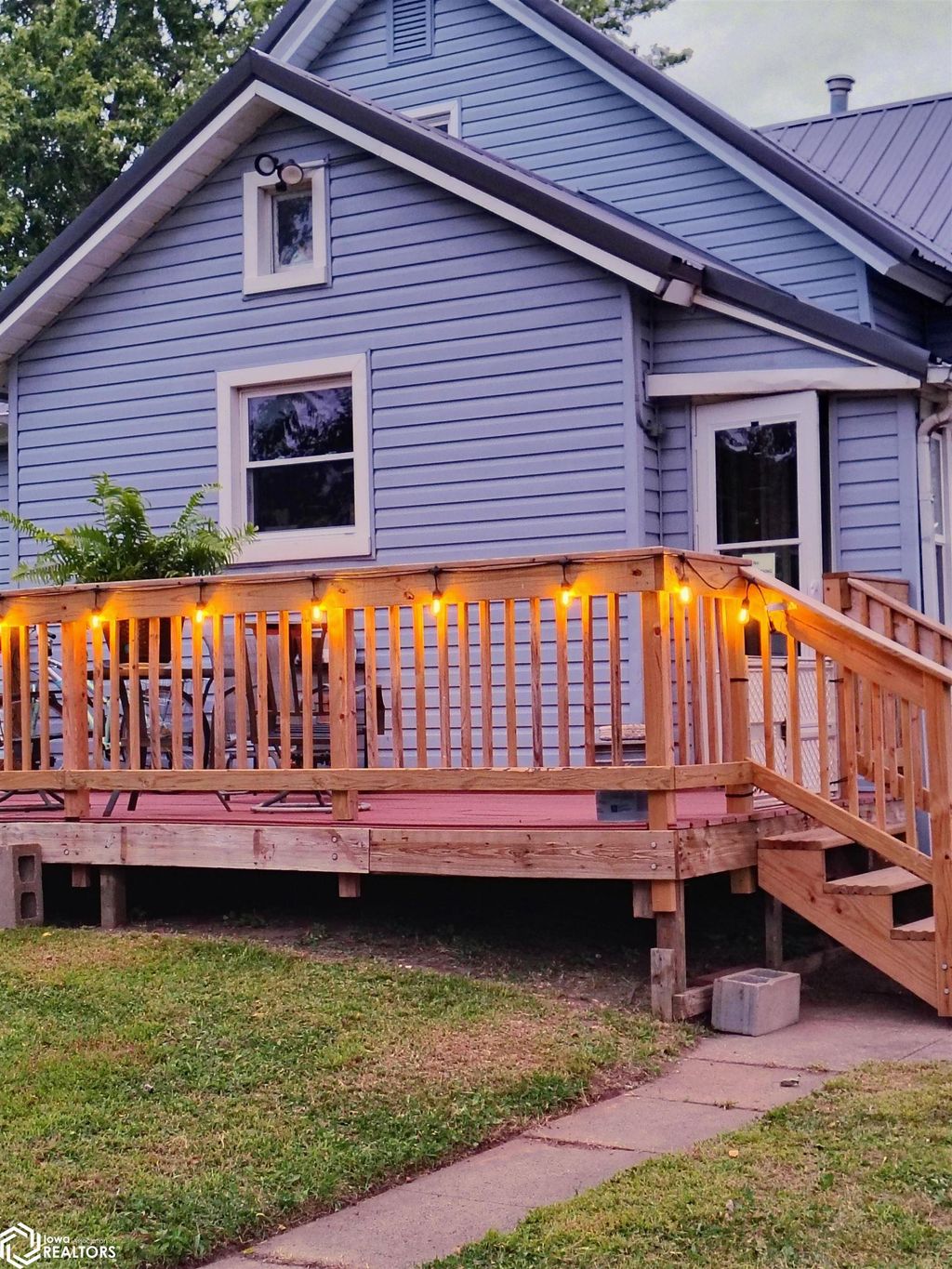 Photo of 219 Pond Street, Muscatine, IA 52761 (MLS # 6333374)