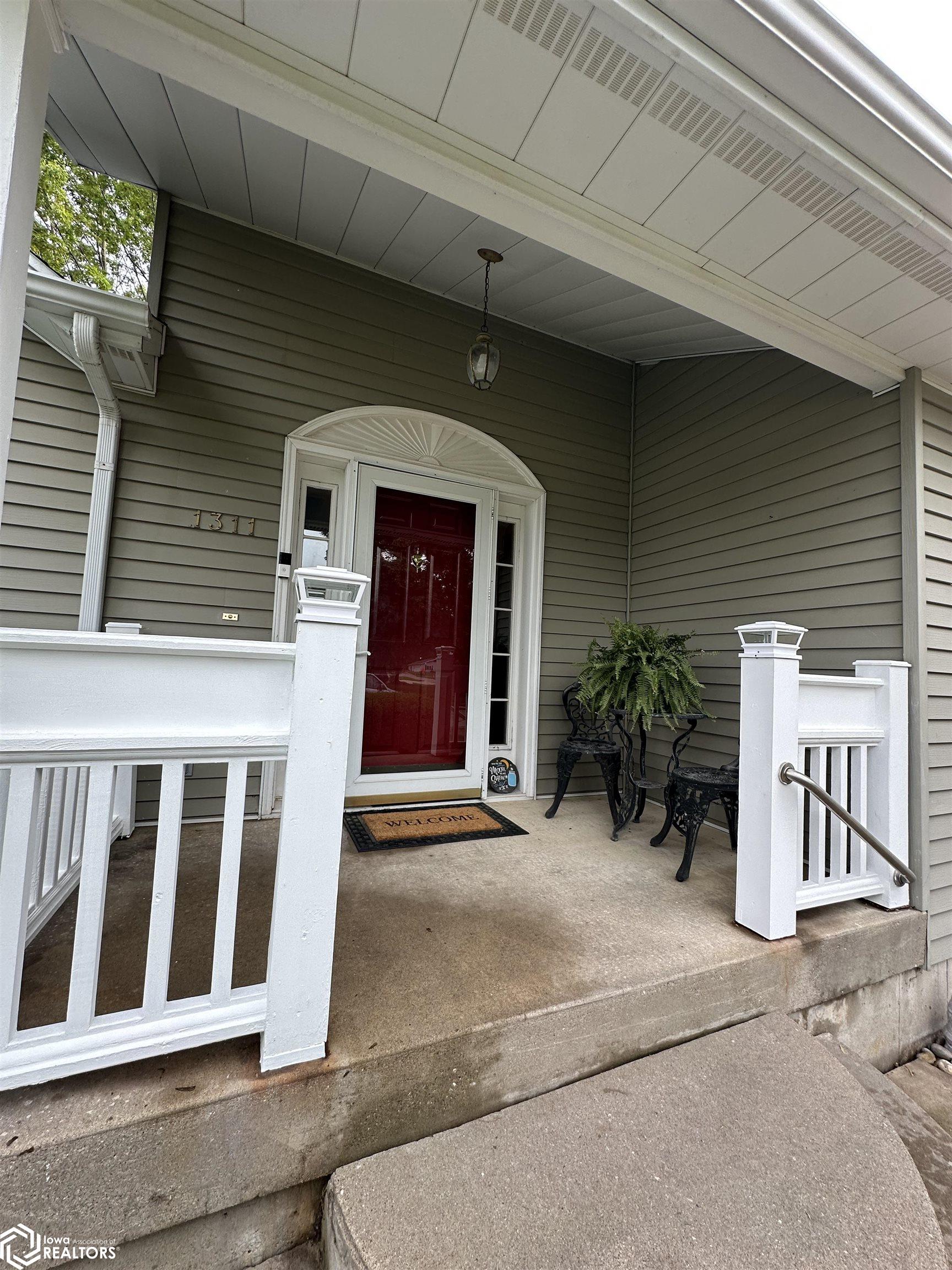 1311 Sioux Street
