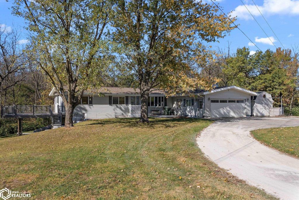 Photo of 10161 Jimtown Road, Danville, IA 52623 (MLS # 6333103)