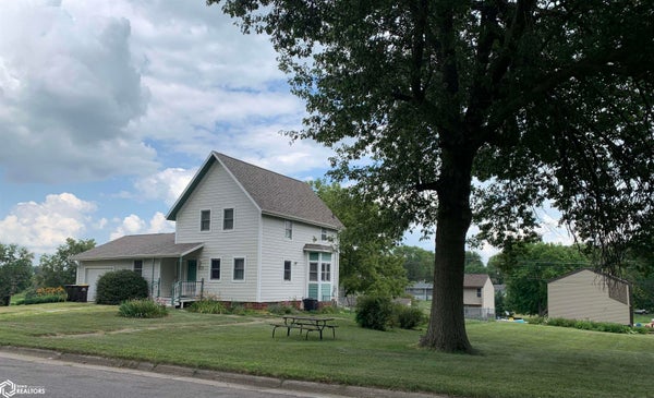 1201 N MAPLE ST, CRESTON, IA 50801 - Image c4e077cbcc1fd685aa401f376eaebe4e/2256444586