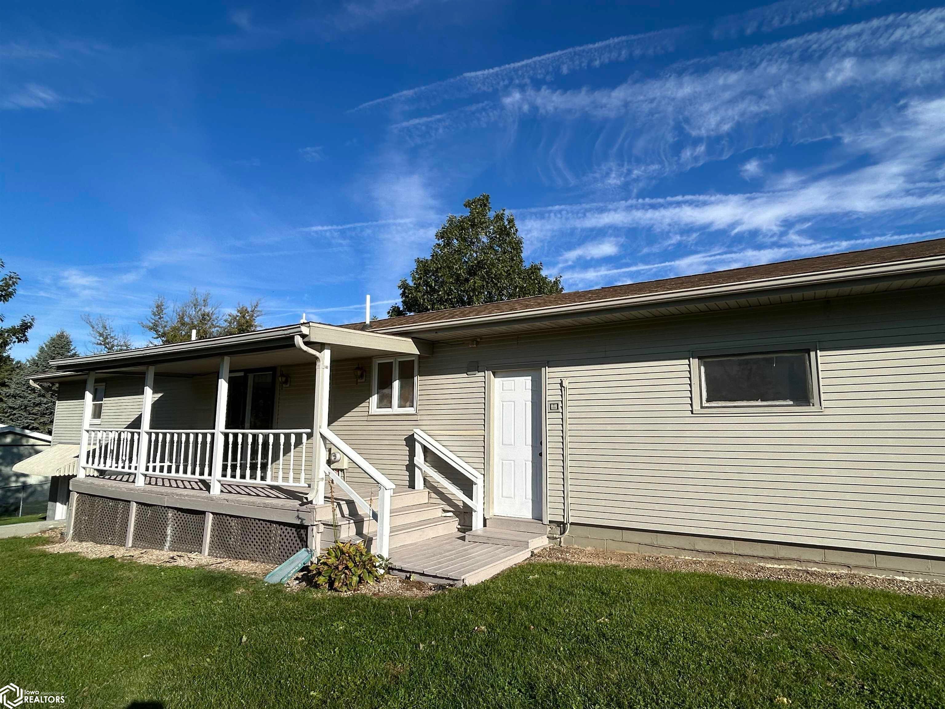 2724 Pickering Drive, Marshalltown, IA, 50158 - Meyer and Gross Real ...