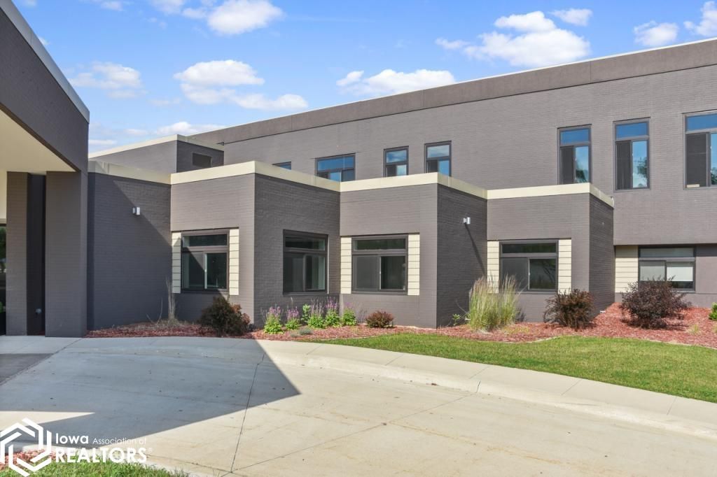 Photo of 110 Rocksylvania Unit 105 Avenue, Iowa Falls, IA 50126 (MLS # 6335559)