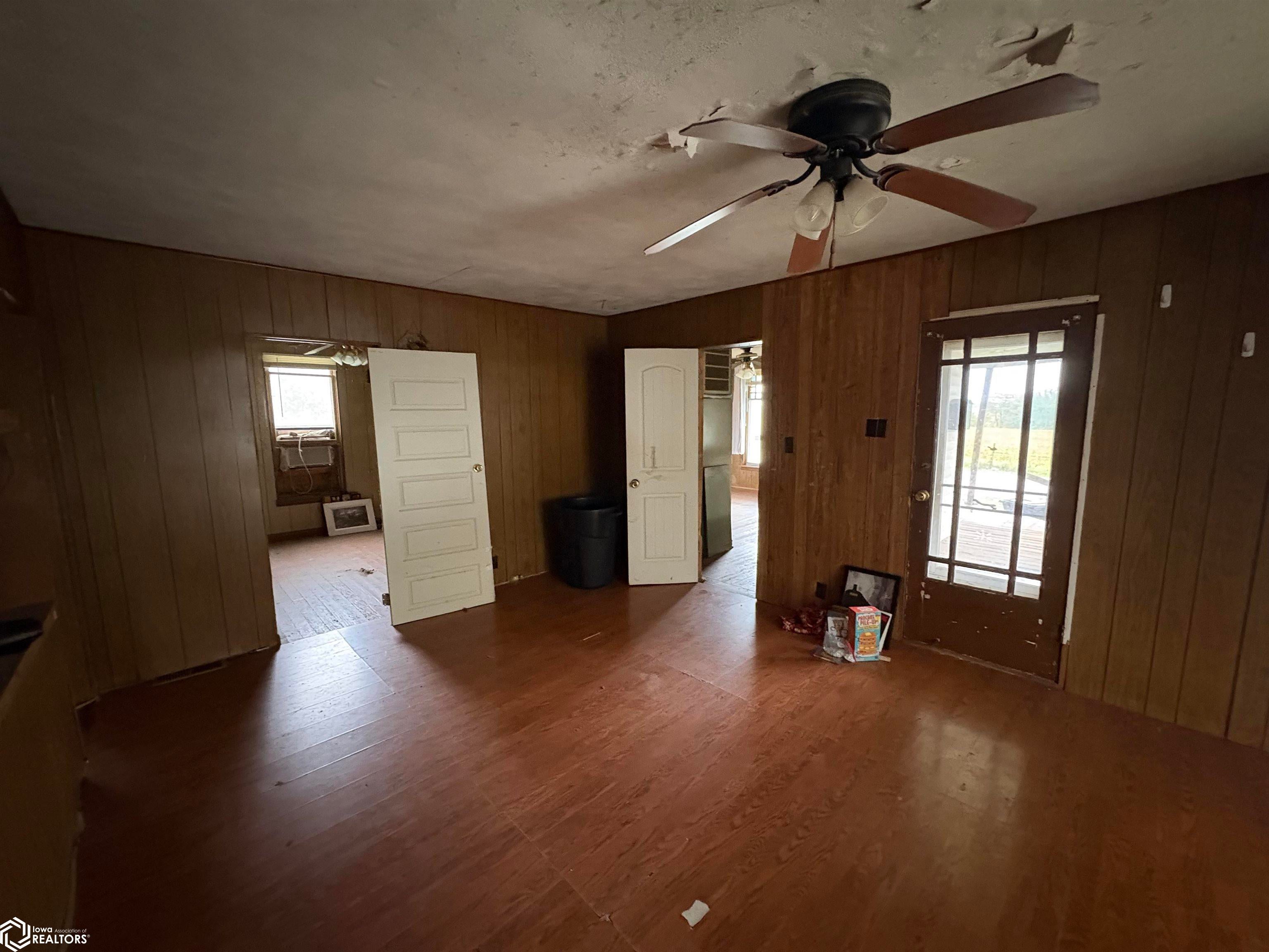 203 N 10th  Street
