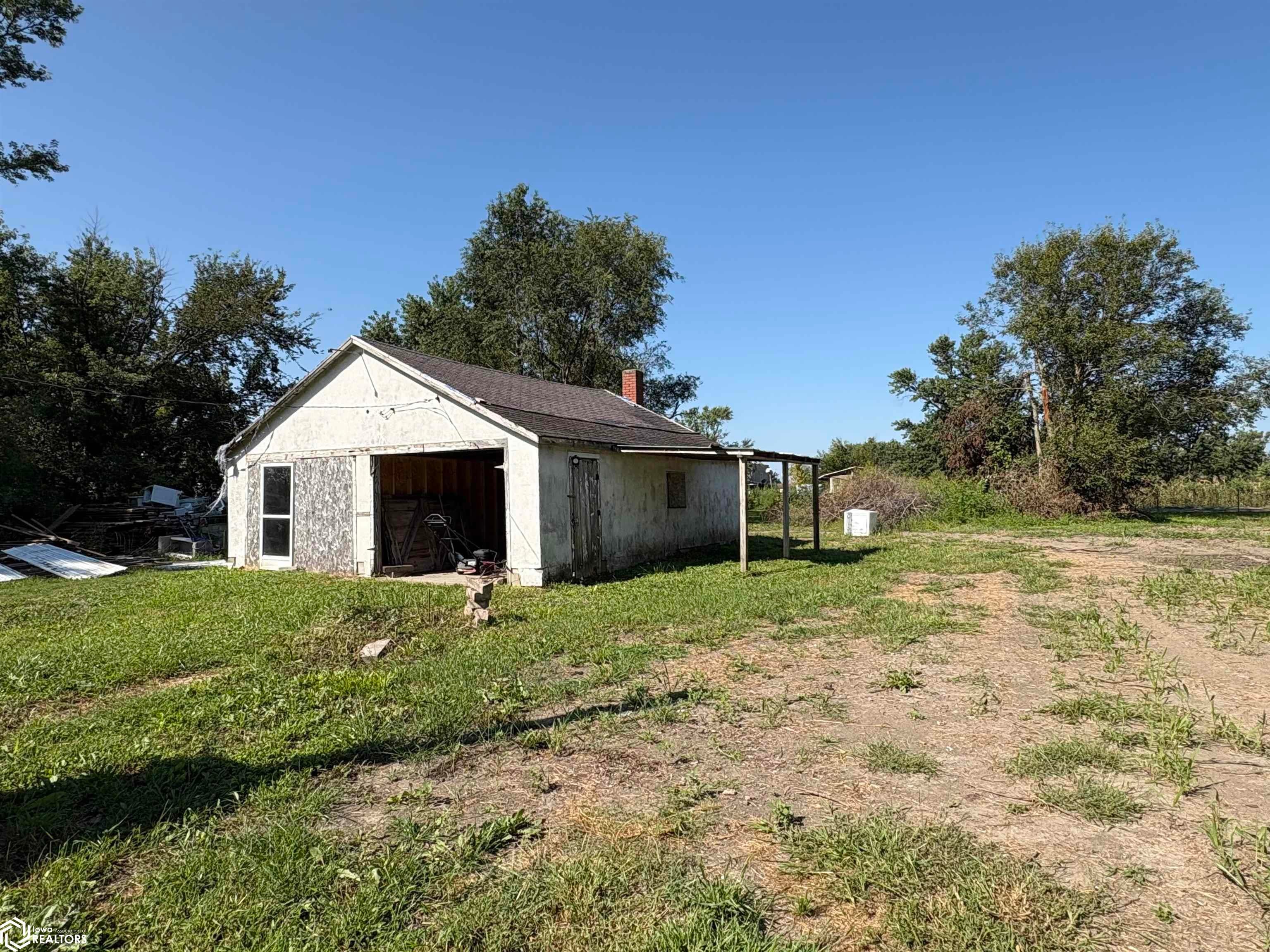 203 N 10th  Street