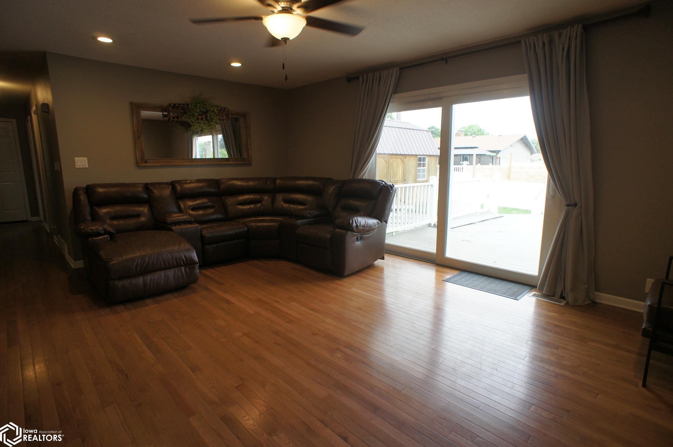 1217 Nancy Lane