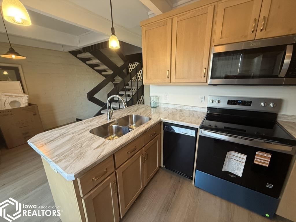 2700 N Shore Drive L34