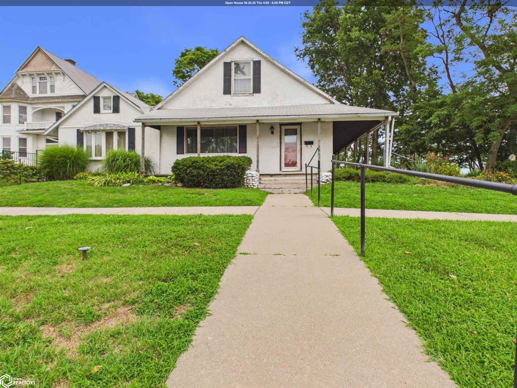 Photo of 1 Park Place, Keokuk, IA 52632 (MLS # 6341555)