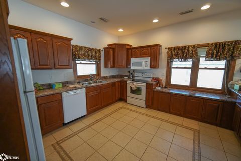 Tiny photo for 515 2nd Avenue, Ackley, IA 50601 (MLS # 6335200)