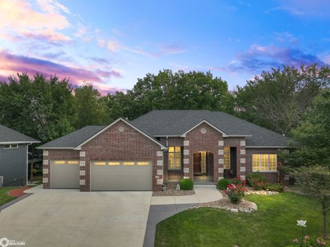 2207 SW Ridgeway Court Ankeny IA 50023
