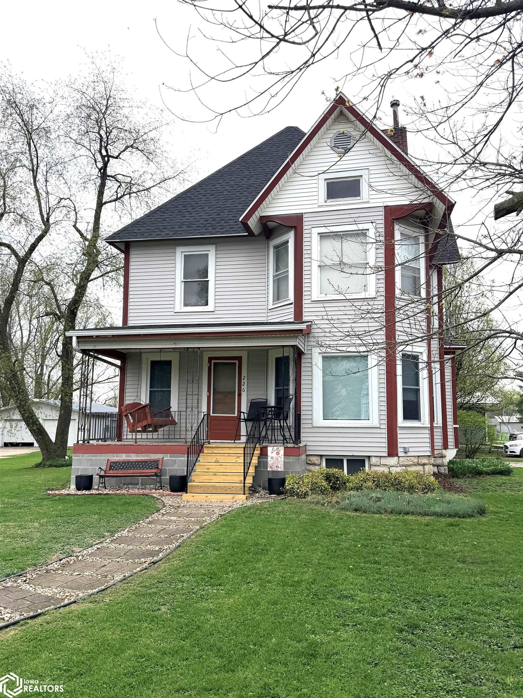 226 S Eaton Avenue