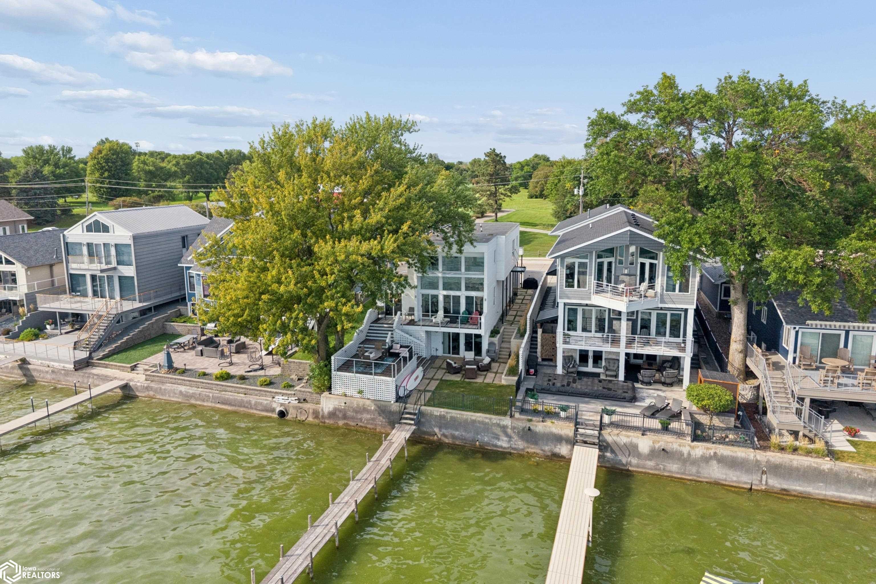2101 N Shore Drive