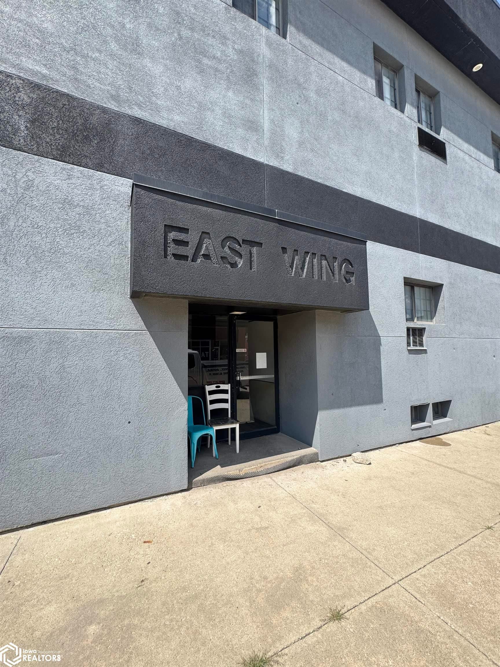 301 W Adams Street