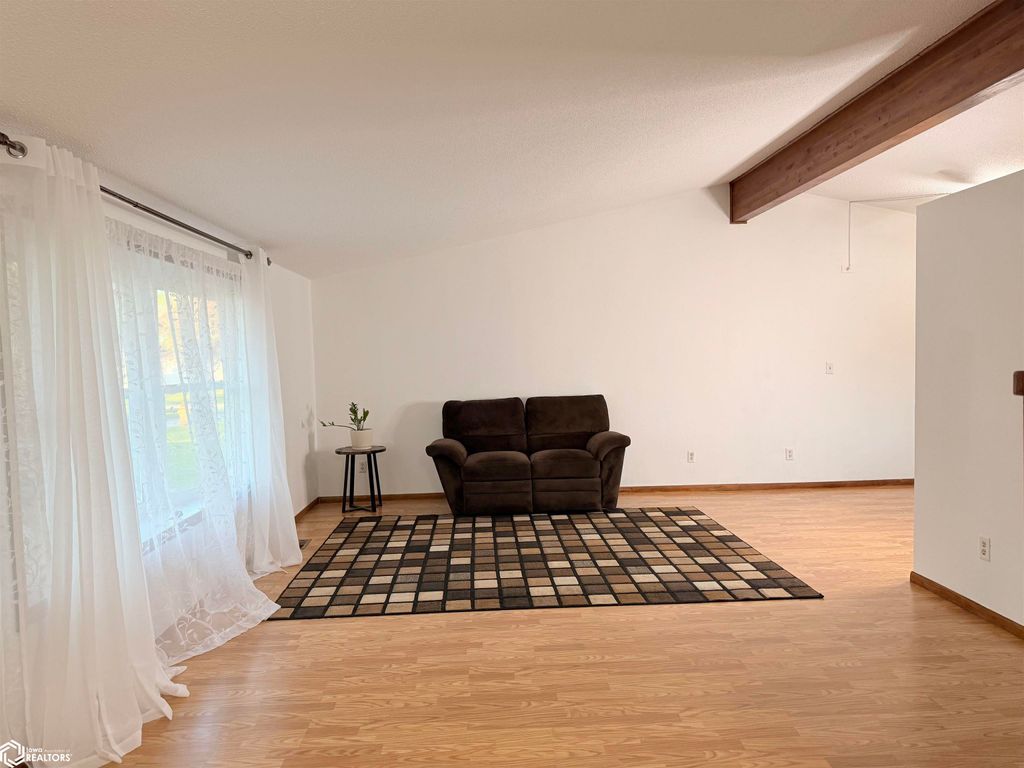 Photo of 248 E Manning Avenue, Ottumwa, IA 52501 (MLS # 6337454)