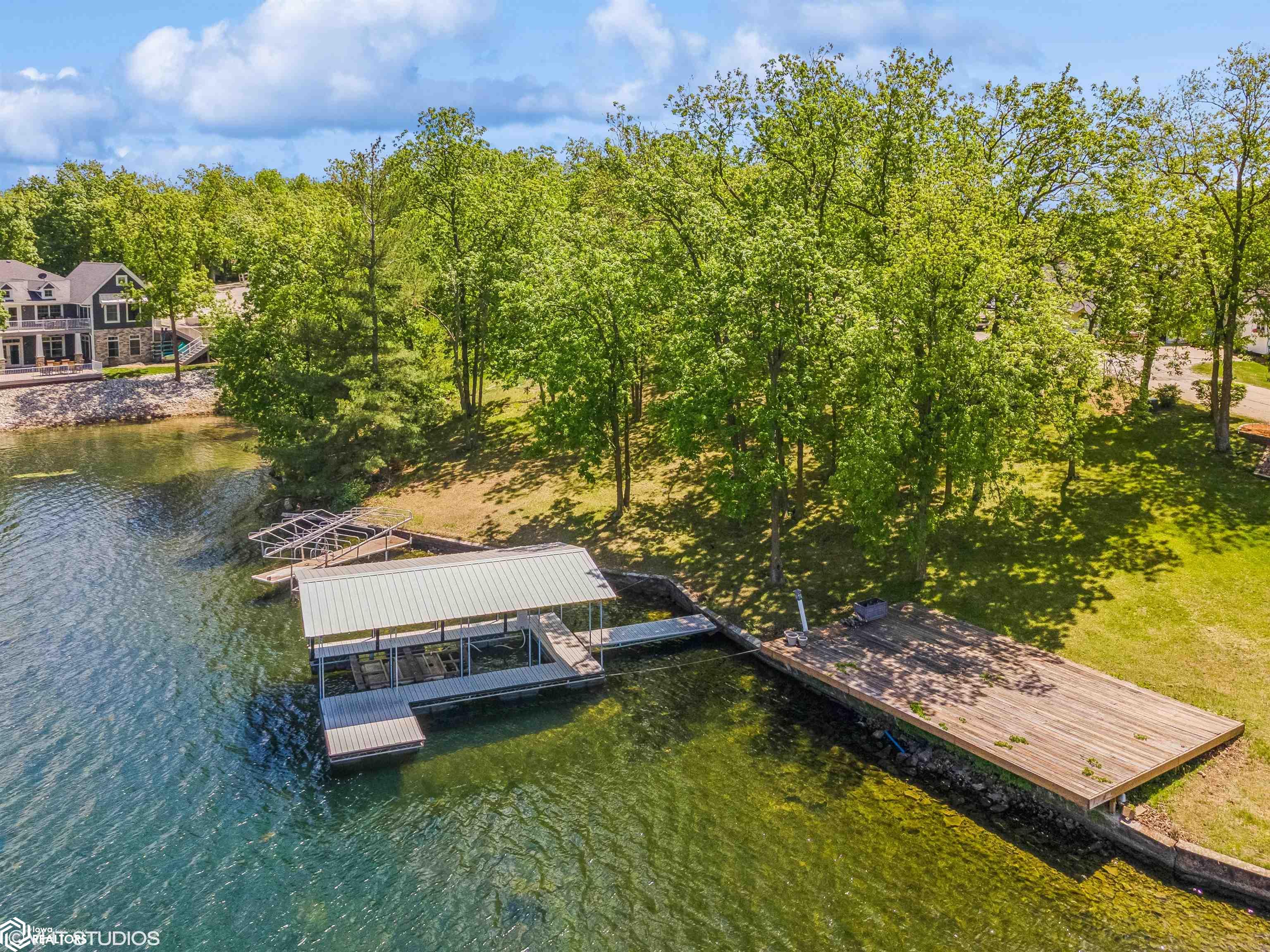 1273 N bee tree Lane