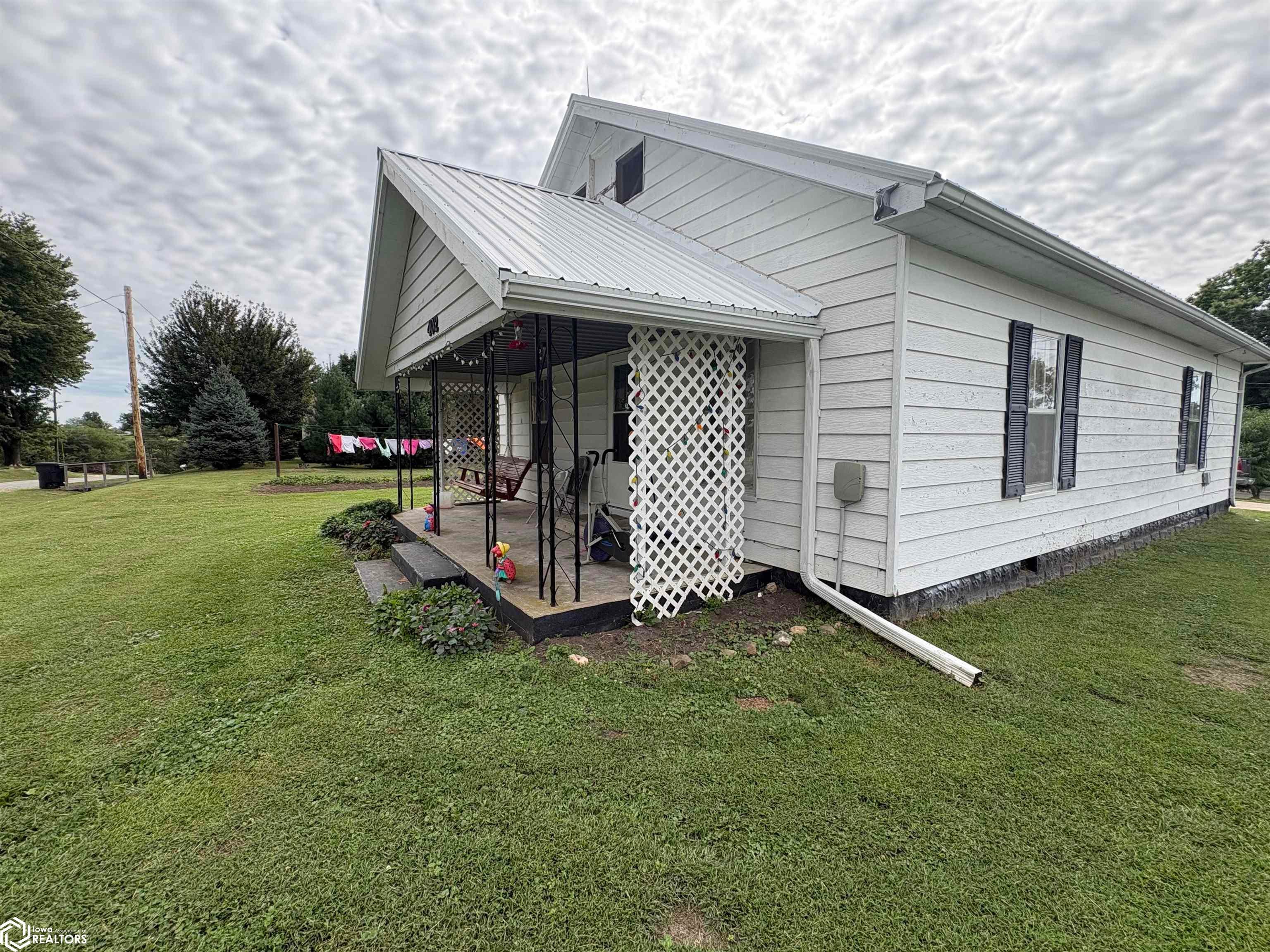 402 E Jackson