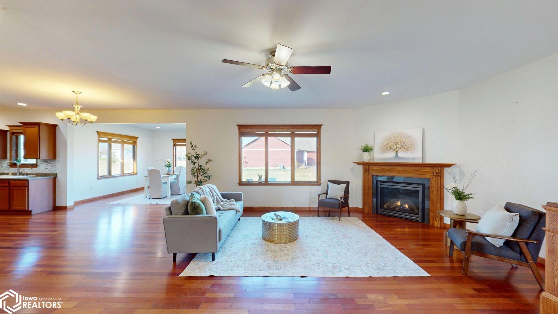 1500 Jade Court