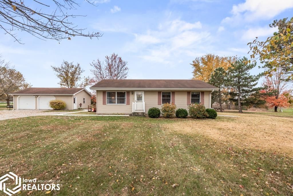 Photo of 22789 195th St St, Bloomfield, IA 52537 (MLS # 6337705)