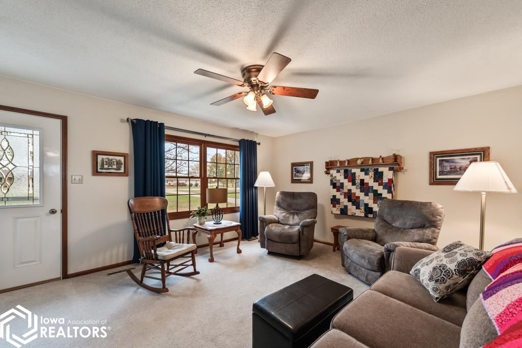 Photo of 22789 195th St St, Bloomfield, IA 52537 (MLS # 6337705)