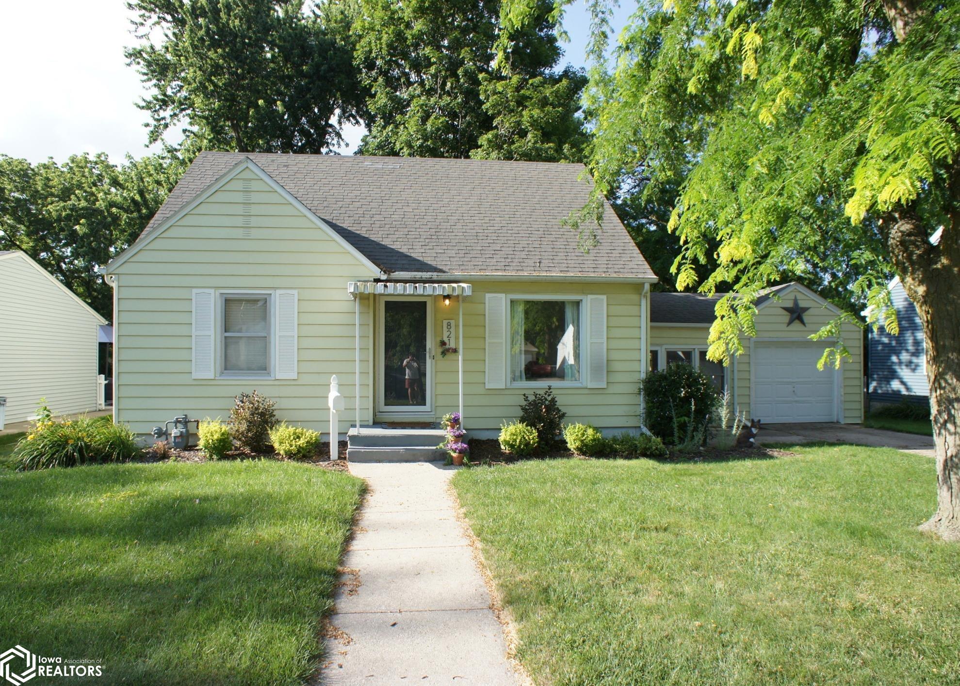 Photo 1 of 30 — 821 Webster Street, Webster City, IA 50595