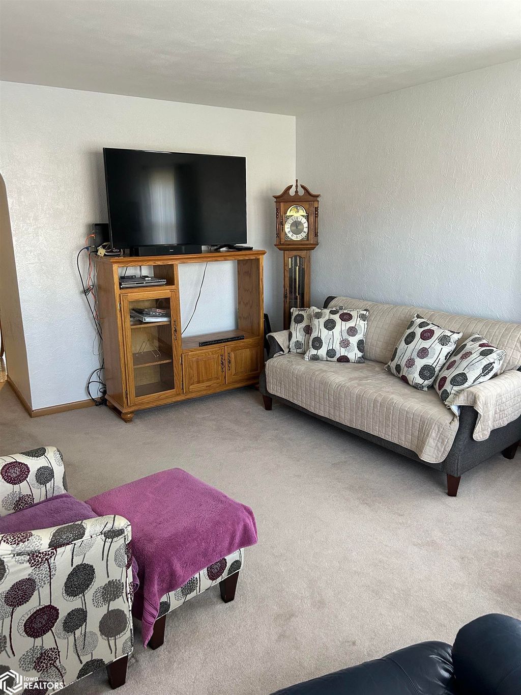 Photo of 920 W Finley Avenue, Ottumwa, IA 52501 (MLS # 6333459)