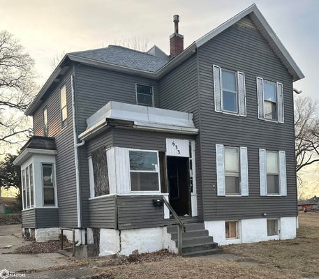 633 S 6TH ST, BURLINGTON, IA 52601 - Image ceb020b7f59a10d43bc5176a5e5b2e1b/3986573007