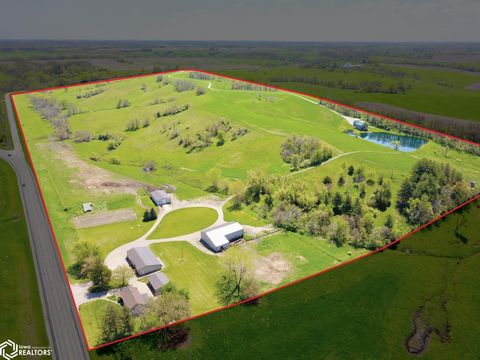 1109 E 132nd Street N Grinnell IA 50112