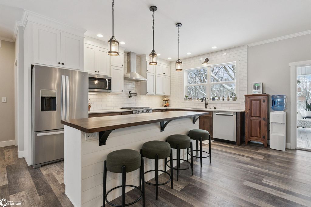 Photo of 2790 Deer Valley Lane, Danville, IA 52623 (MLS # 6334110)