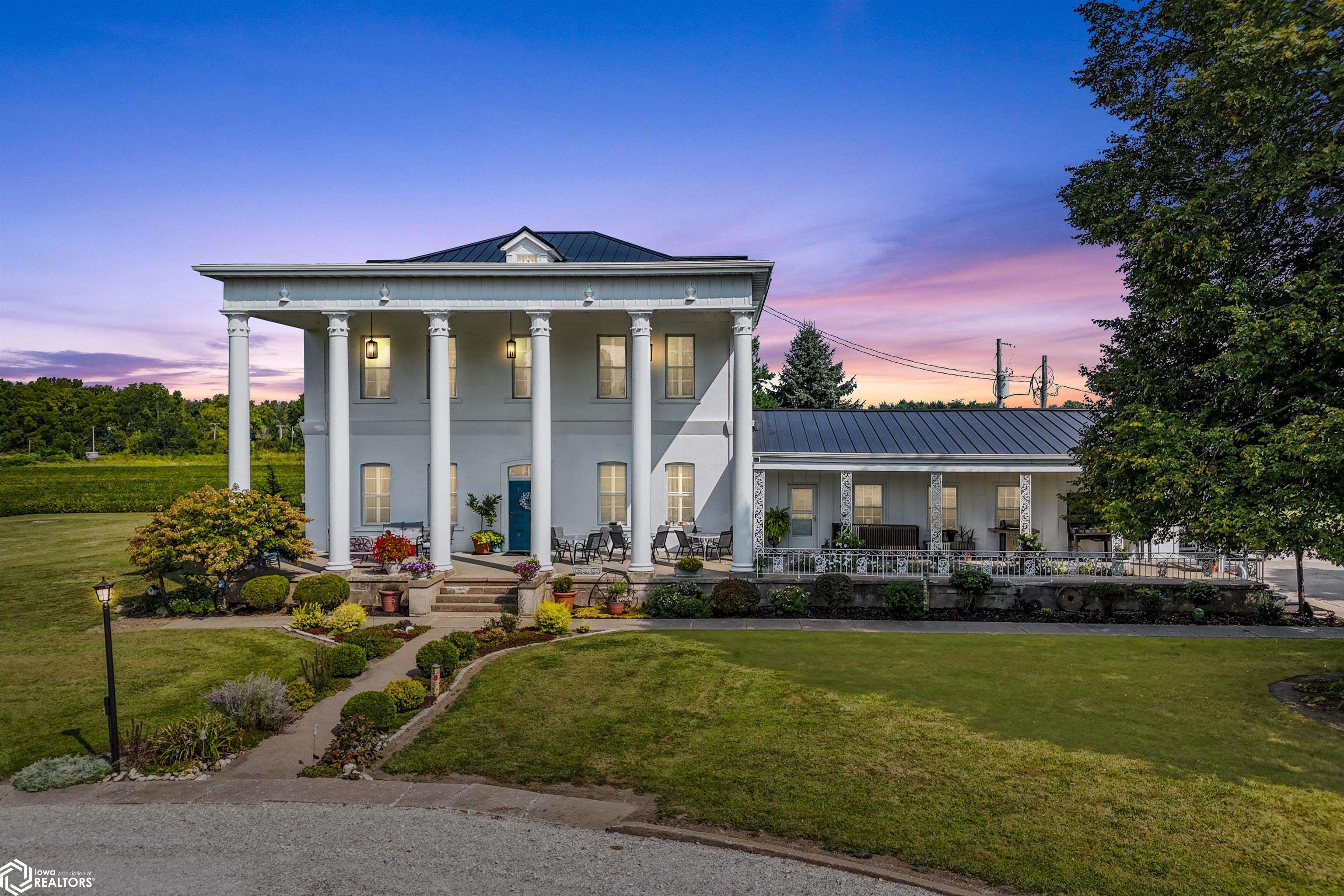 1550 E State Hwy 9 & 96