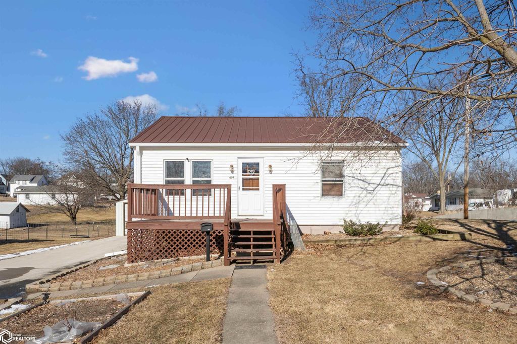 Photo of 407 E Warren St. St, Mount Pleasant, IA 52641 (MLS # 6335389)