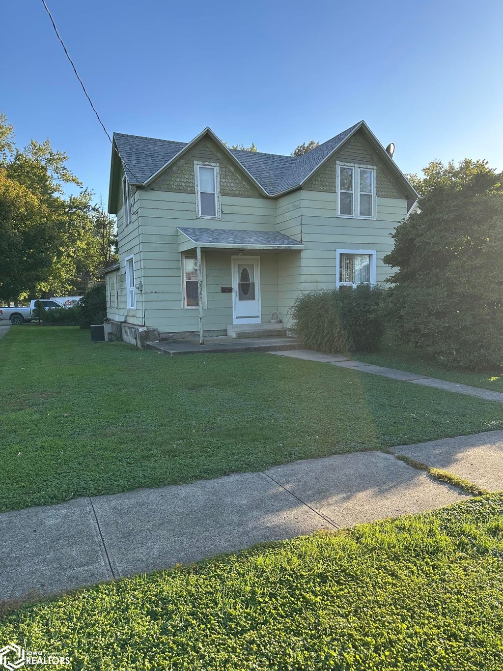 Photo of 422 SE 2Nd Street, Eagle Grove, IA 50533 (MLS # 6343451)