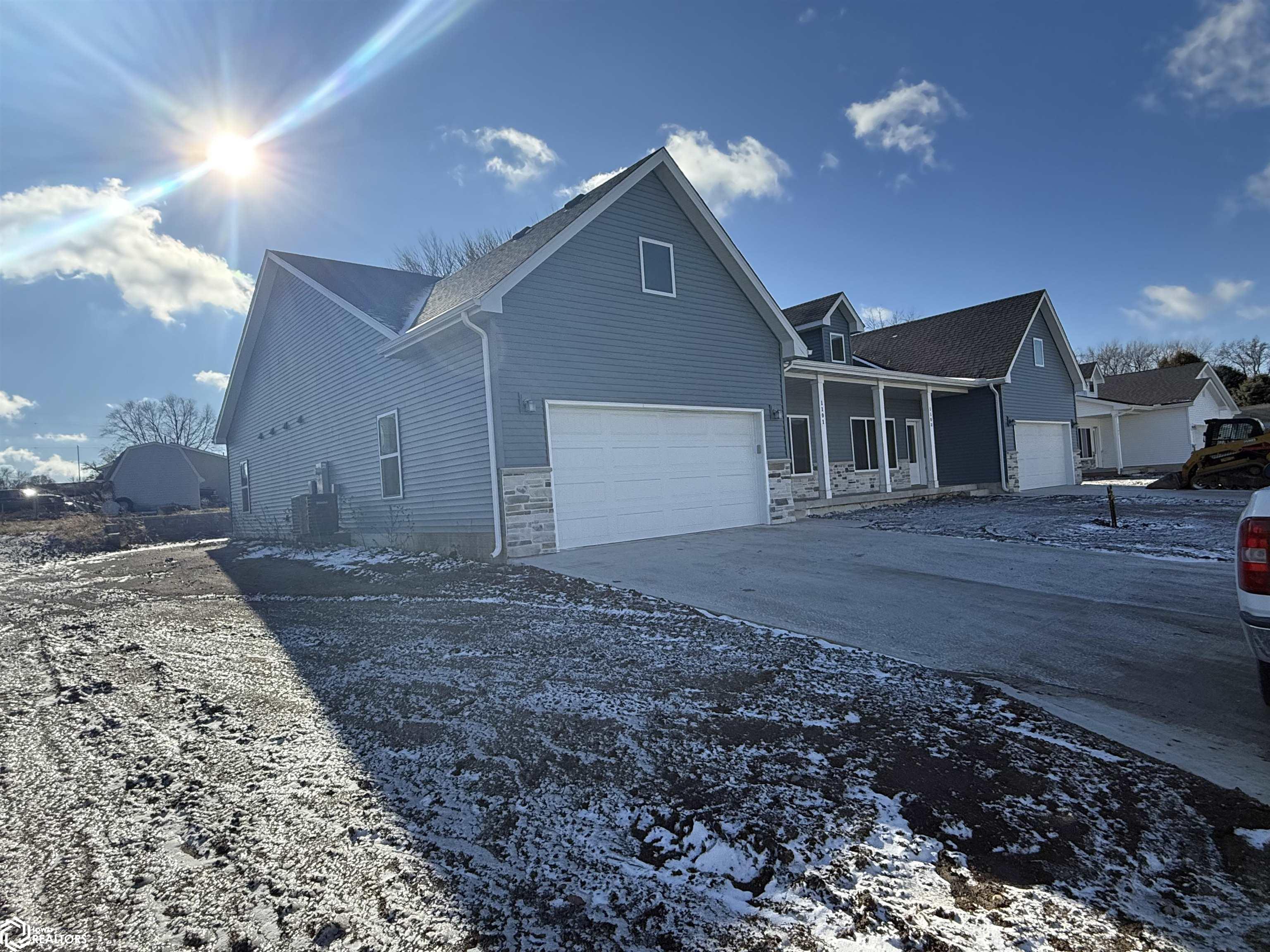 1101 Emerald Cove Drive