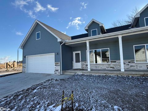 1101 Emerald Cove Drive Clear Lake IA 50428