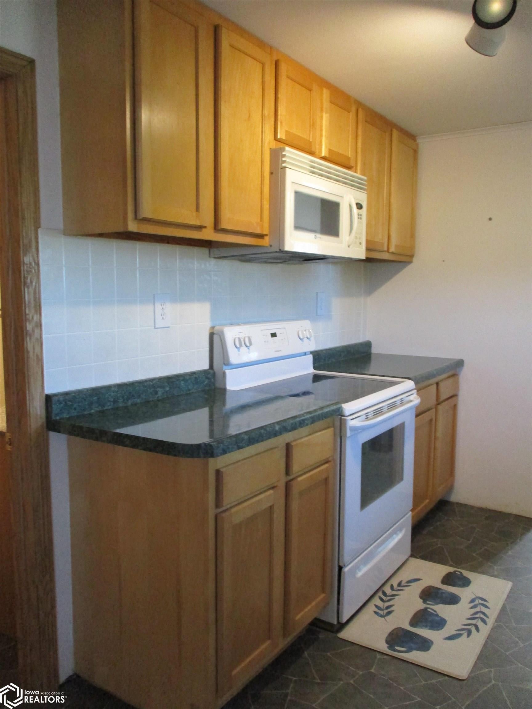 24146 Dewey Rd
