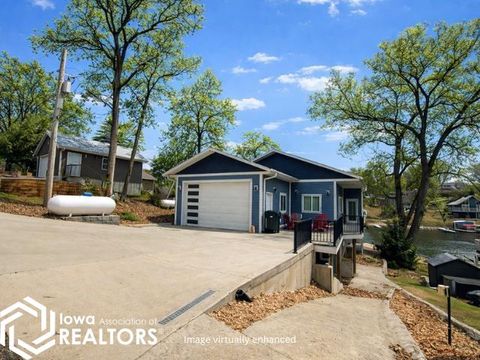 2141 S Lakeshore Drive Brooklyn IA 52211