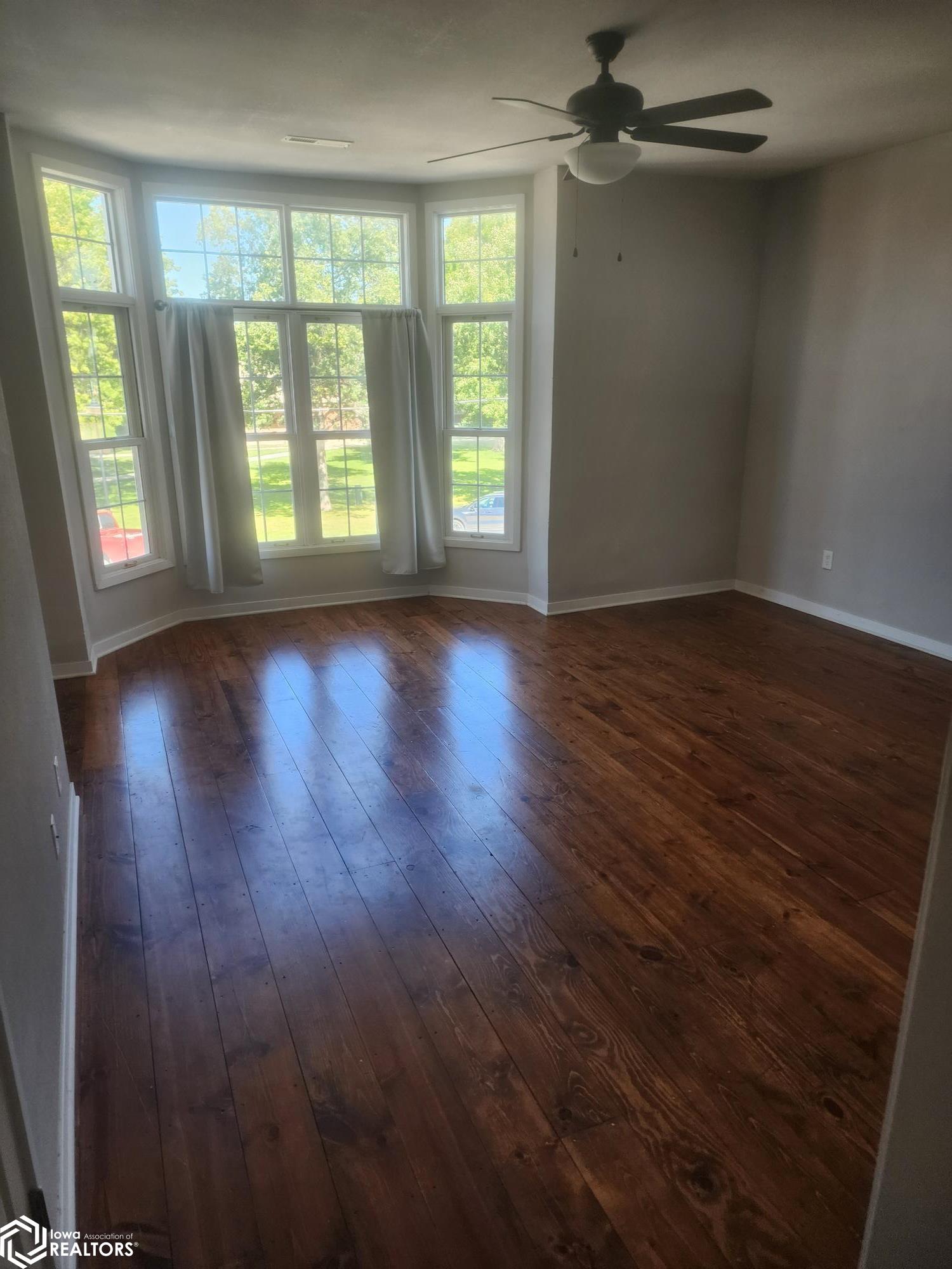 140 W Jefferson Street