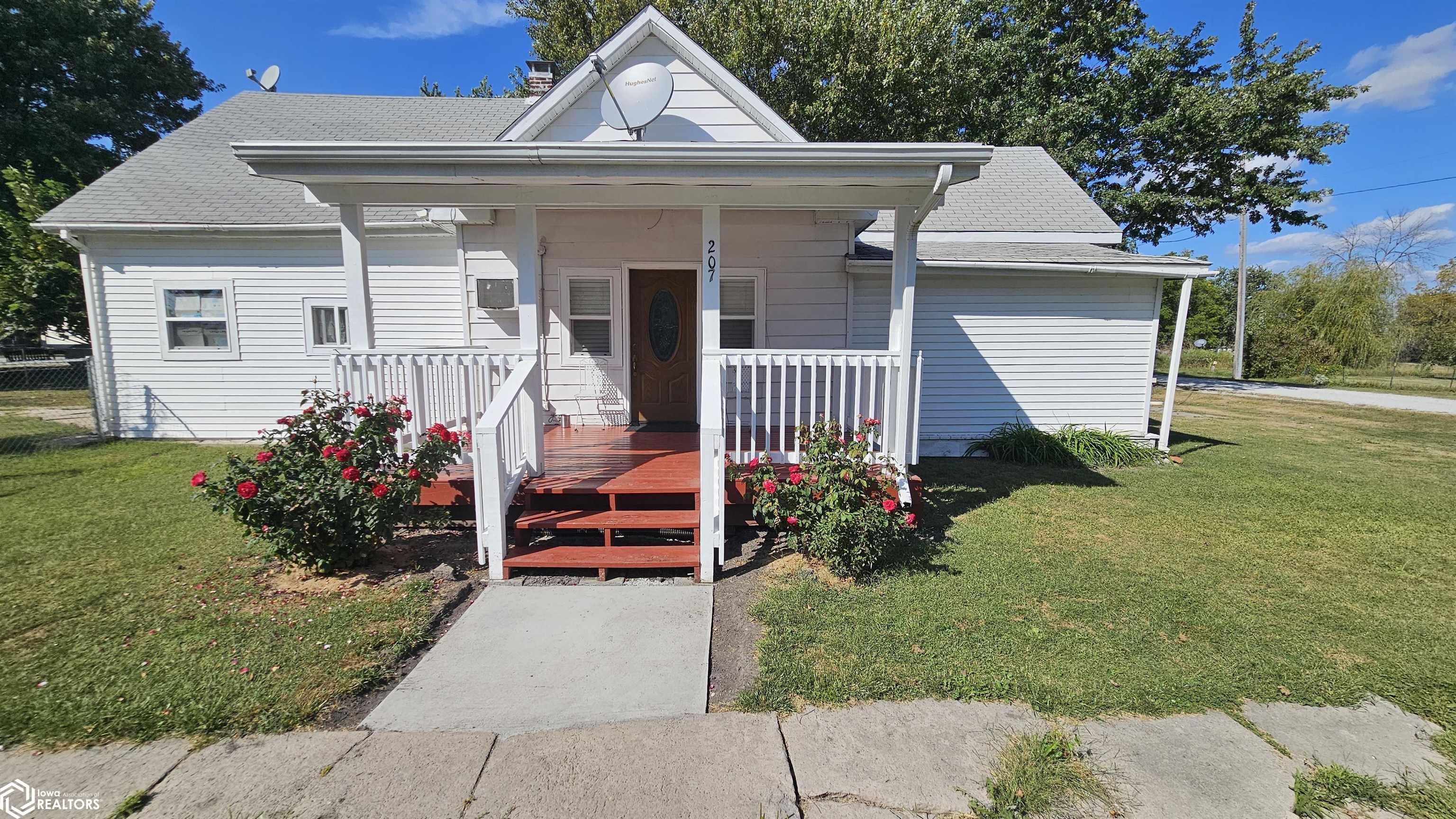 207 E 2Nd Street
