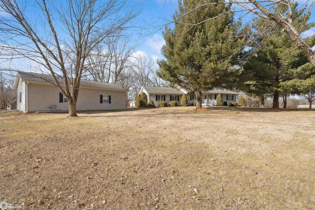 Photo of 12590 148Th Avenue, West Burlington, IA 52655 (MLS # 6335048)
