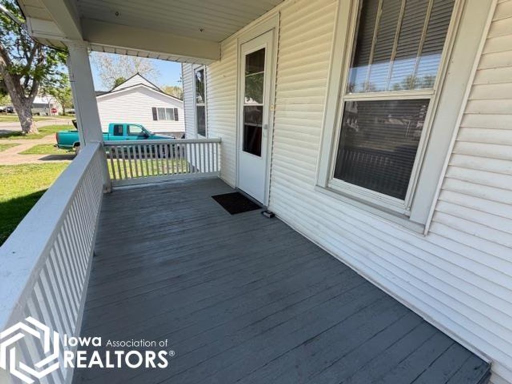 Photo of 310 N Adella Street, Ottumwa, IA 52501 (MLS # 6337524)